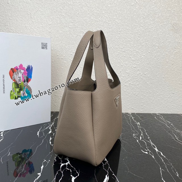Prada專櫃新款大號菜籃子水桶包 1BG335 普拉達小牛皮菜籃子托特腋下包 csp1623